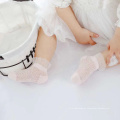 Meias de malha de algodão respirável de alta qualidade personalizadas para bebês de verão